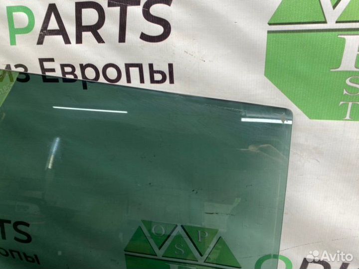 Стекло заднее левое Mazda Mpv LW5W GY-DE 2.5 2001