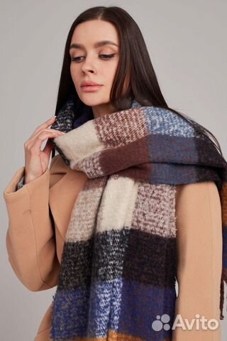 Женский теплый палантин