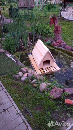 Плавающий домик для уток