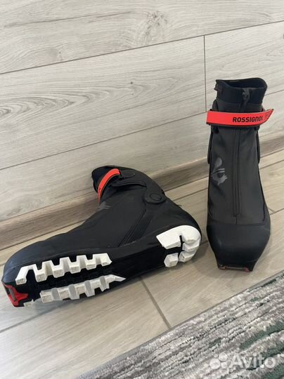 Лыжные ботинки