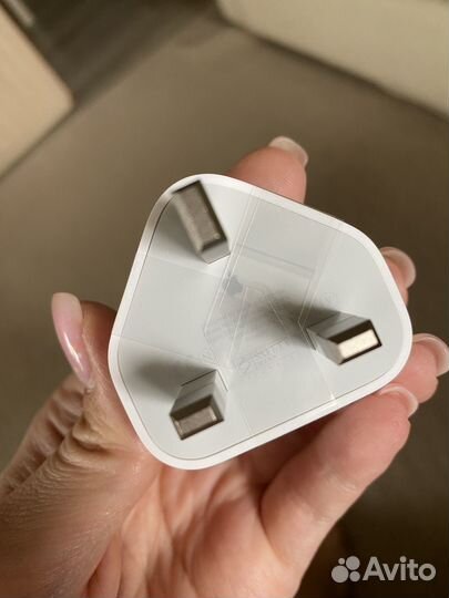 Оригинальное зарядное устройство для iPhone