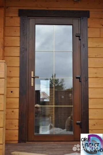 Дверь кашированная с стекольными перегородками