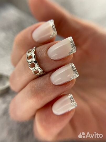 Маникюр с покрытием
