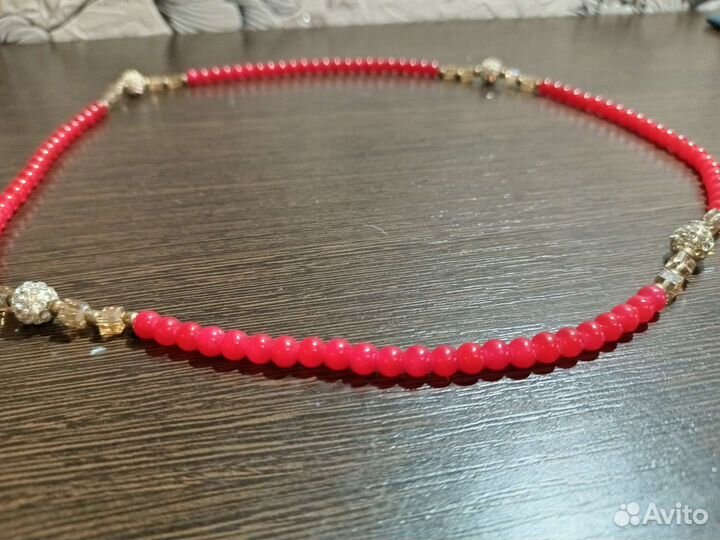 Бусы женские