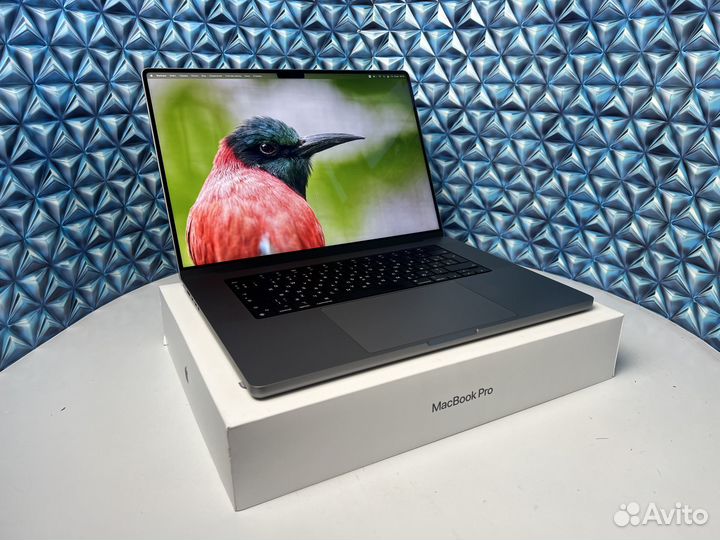 MacBook Pro 16 2021 512Gb M1 Pro, рст (190 циклов)