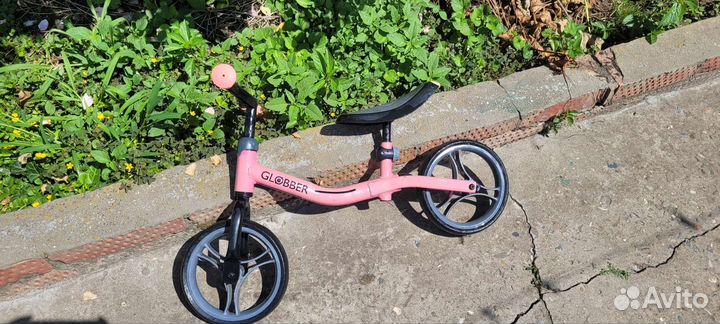 Беговел Globber go bike