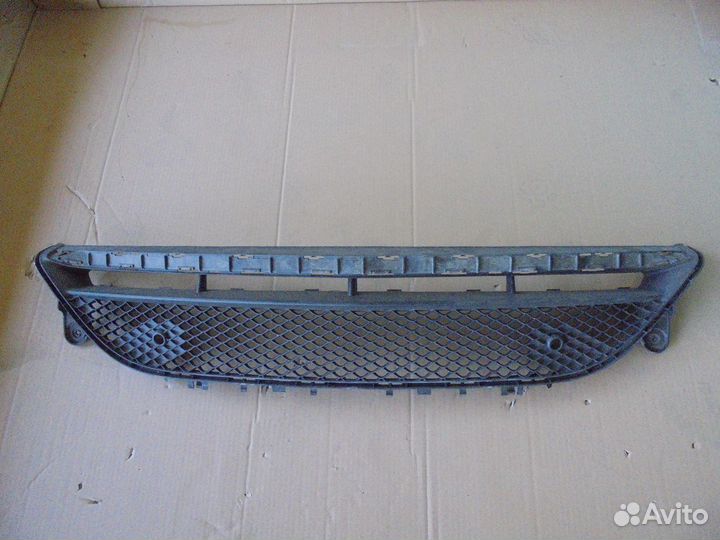 Решетка переднего бампера Mercedes E class W213