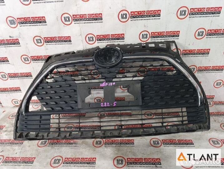 Решетка радиатора toyota sienta