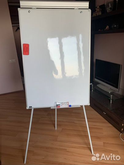 Флипчарт 100х70 магнитно-маркерный