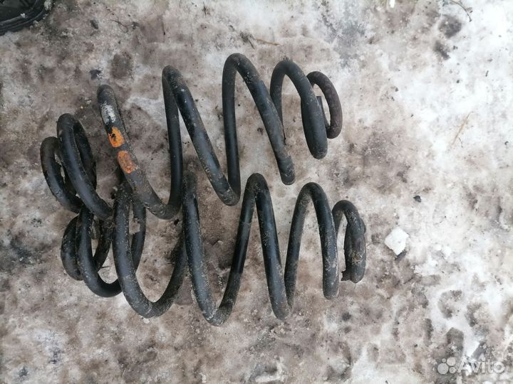 Задние пружины Фольцваген Пассат Б5+