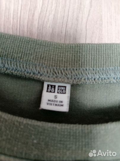 Женская футболка uniqlo s