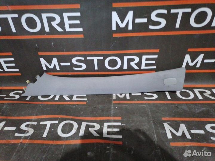 Обшивка стойки передняя левая Mercedes-Benz