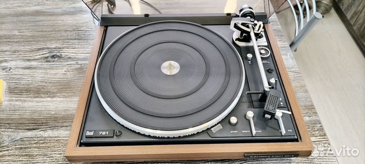 Проигрыватель винила dual 721