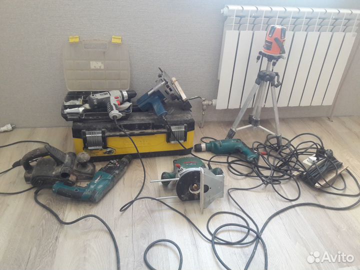 Установка межкомнатных дверей