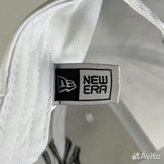 Кепка New Era белая