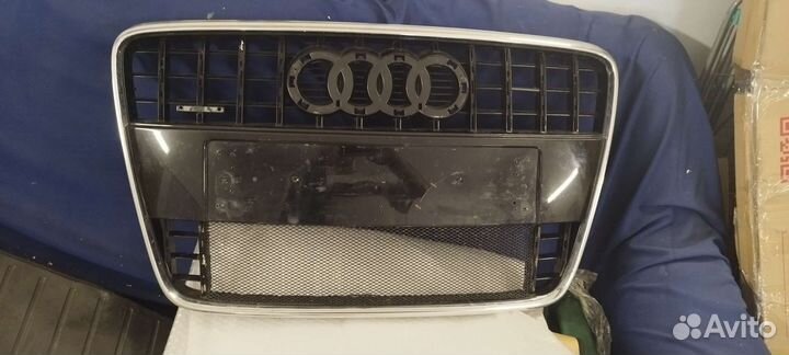 Решетка радиатора audi q7