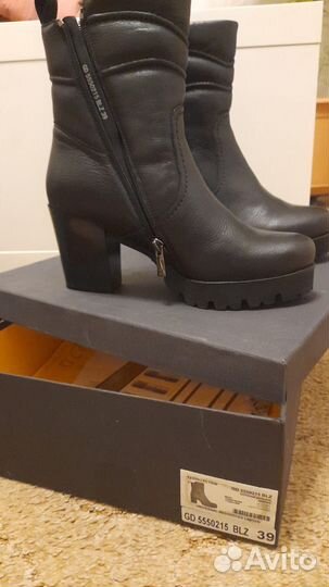 Ботильоны натуральная кожа 39 Италия цигейка