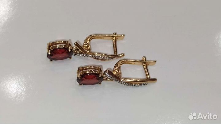 Серьги золотые