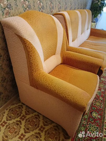 Диван и 2 кресла