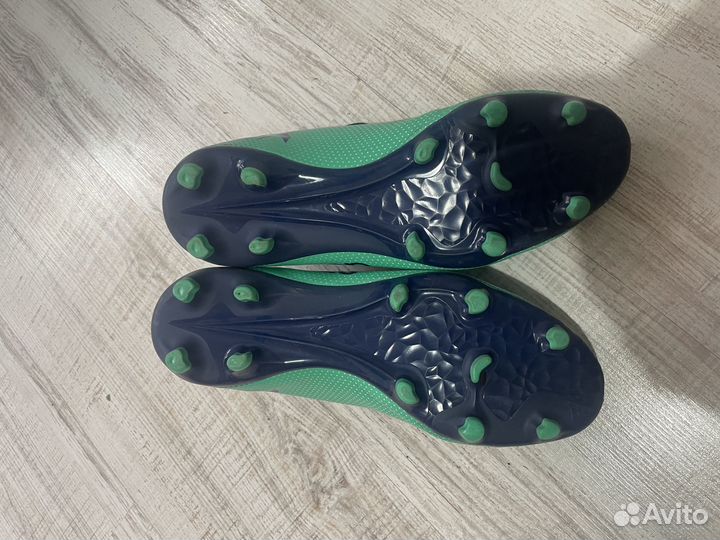Бутсы футбольные 39-40 размер adidas