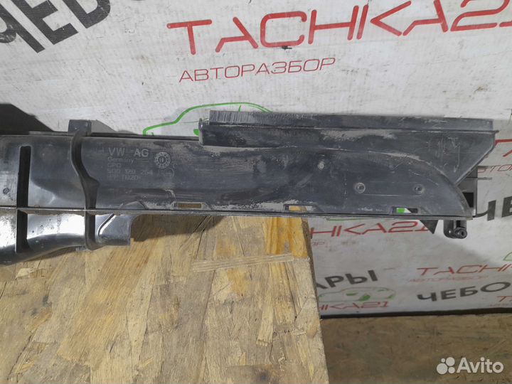 Boздухoвод пepедней панeли VW Passat B8 / Caddy (2