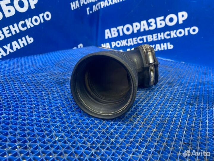 Патрубок воздушного фильтра Peugeot 308 хэтчбек