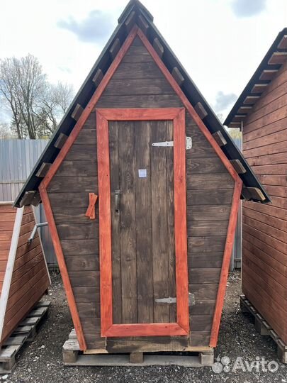 Дачный туалет деревянный