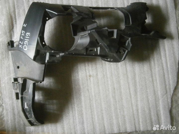 Кронштейн противотуманной фары правый для бмв Х2 Ф