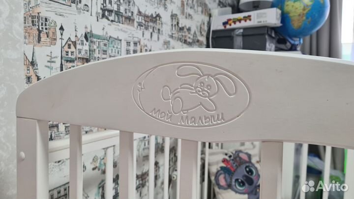 Детская кровать с маятником и ящиком