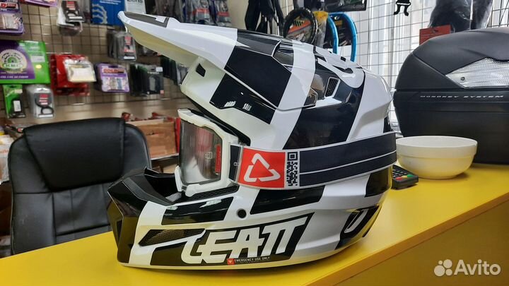 Мотошлем Leatt 3.5 V24 Blk-Wht