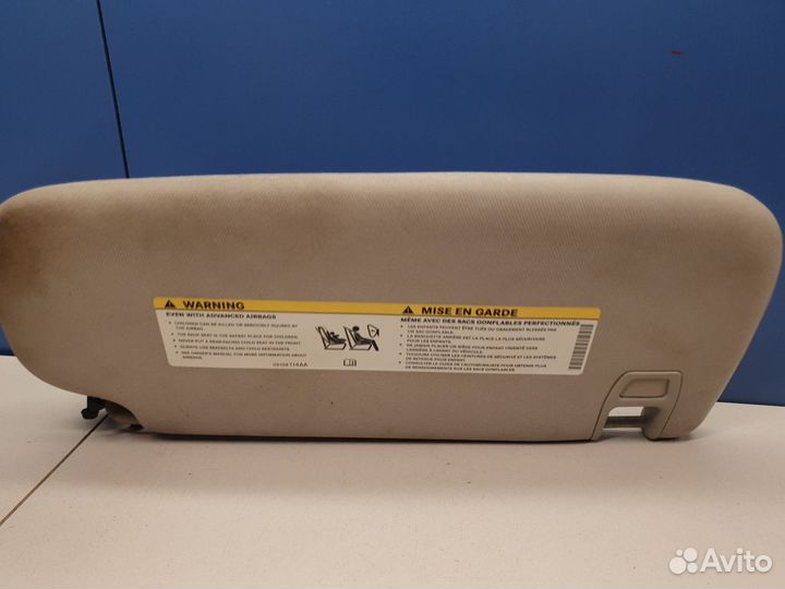 Солнцезащитный козырек правый Jeep Grand Cherokee