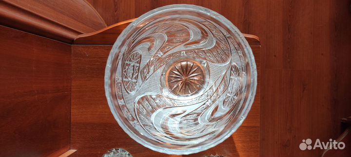 Ваза для цветов хрустальная