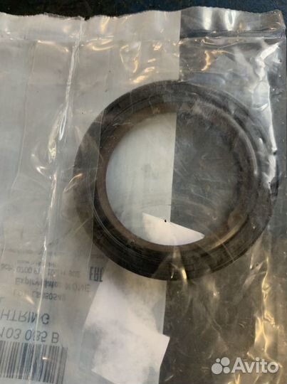 Сальник коленвала vag 06L103085B