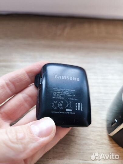 Часы Samsung Gear SM-R750