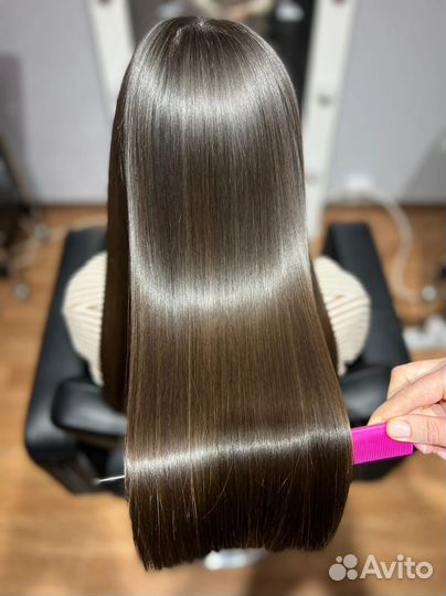 Наращивание ногтей, педикюр