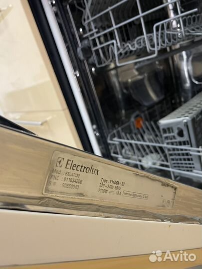 Посудомоечная машина electrolux 45см