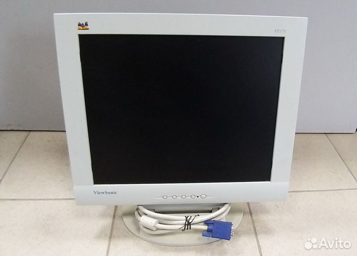 17'' монитор