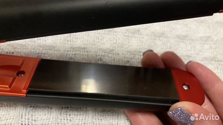 Выпрямитель для волос Redmond