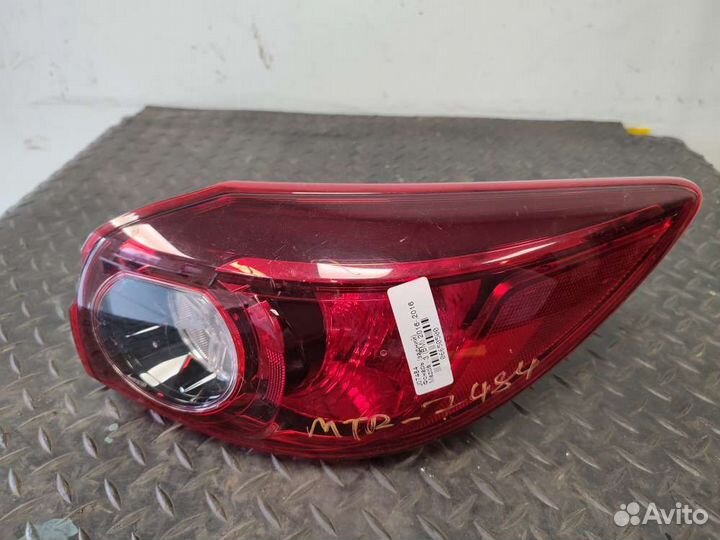 Фонарь право на Mazda 3 III (BM) (Мазда 3)