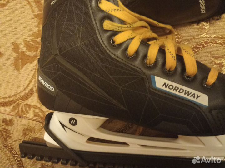 Коньки хоккейные 42 размер nordway 200