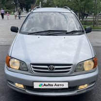 Toyota Ipsum 2.0 AT, 1997, 350 000 км, с пробегом, цена 420 000 руб.