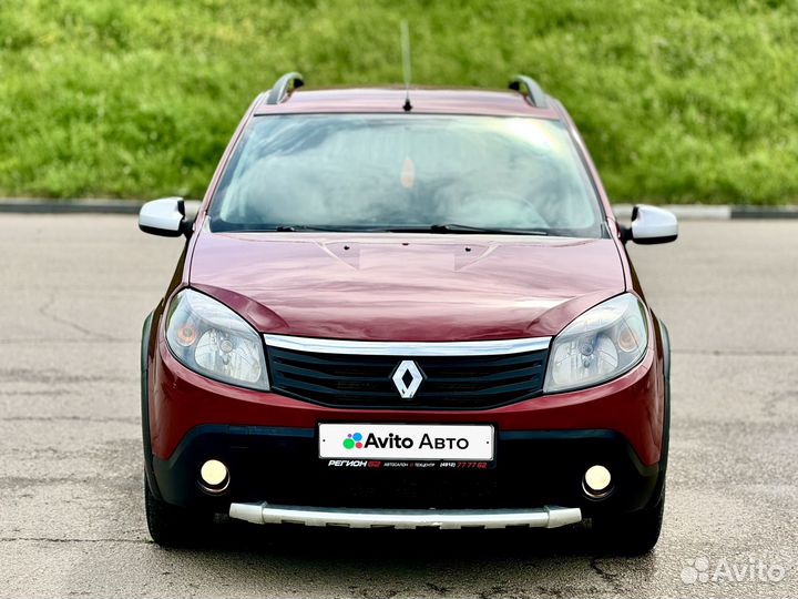Renault Sandero Stepway 1.6 AT, 2012, 196 000 км