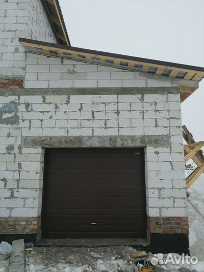 Секционные ворота для гаража