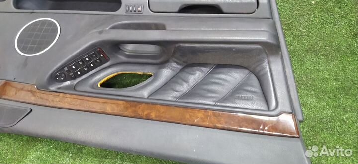 Обшивки дверей пара передние Bmw 7 Series E38 1995