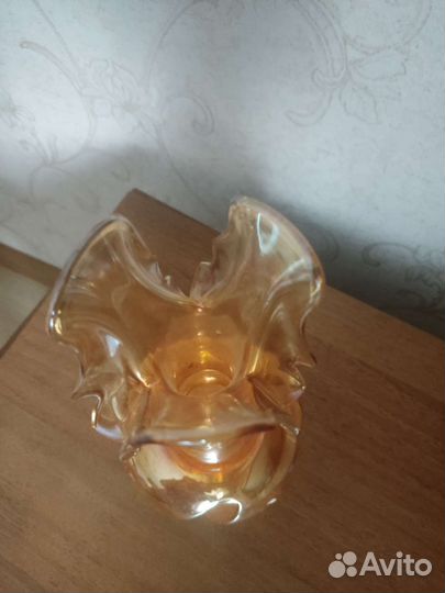 Ваза СССР дутое цветное стекло янтарное