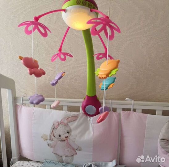 Мобиль карусель в кроватку
