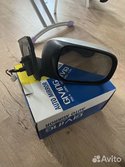 Зеркало правое toyota rav4 xa30