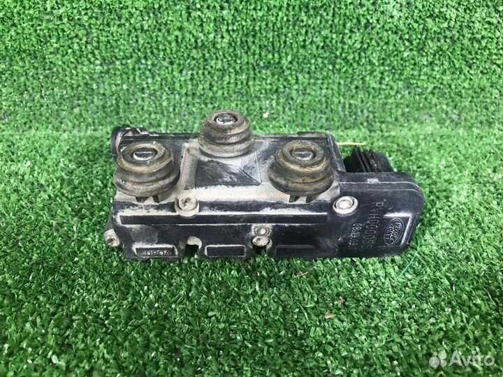 Блок Клапанов пневмы Range Rover Sport