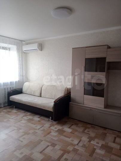 1-к. квартира, 32 м², 1/4 эт.