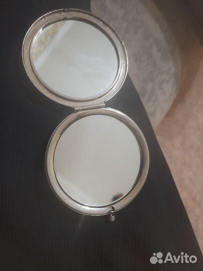 Зеркало косметическое